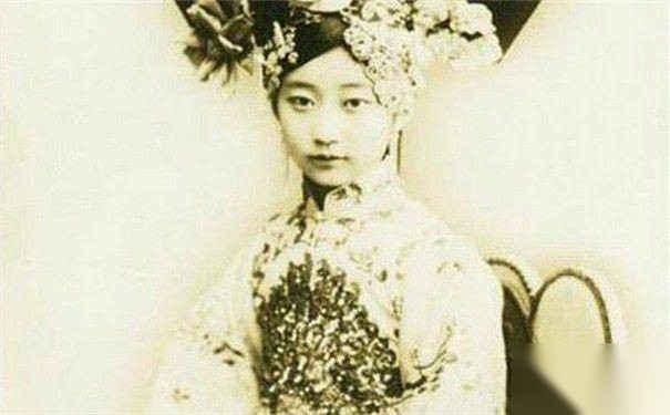 王敏彤历史图片
