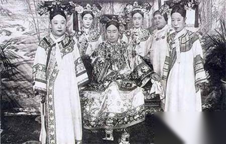 光绪和慈禧究竟是怎样死的历史图片