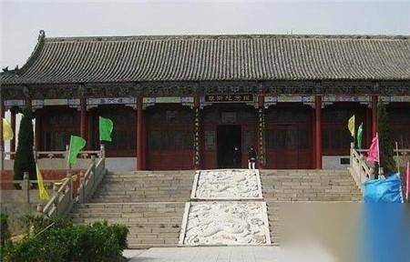 李卫与年羹尧历史图片