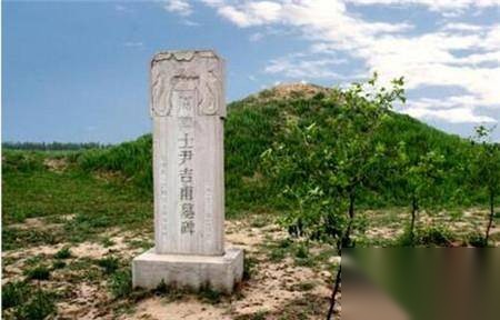 文武全才尹吉甫历史图片