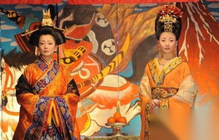 女天皇历史图片