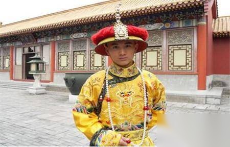 弘历历史图片