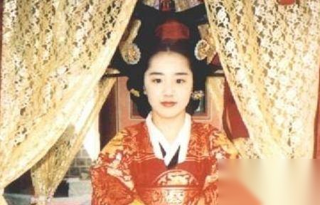女人历史图片