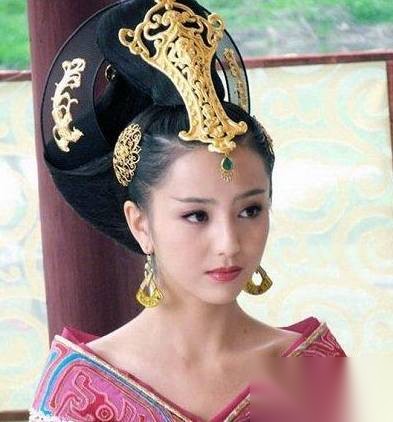 最后一位自杀的皇后历史图片