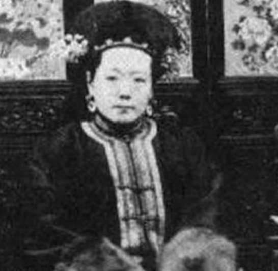 叶赫那拉·婉贞历史图片