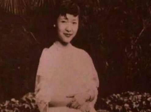爱新觉罗·慧生历史图片