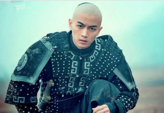 亲儿子当了皇帝历史图片
