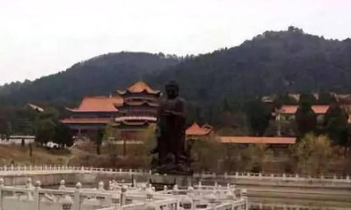 李鄘历史图片