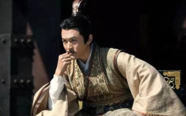 什么样的皇后最惨？此人被废后还被骗财骗色！历史图片
