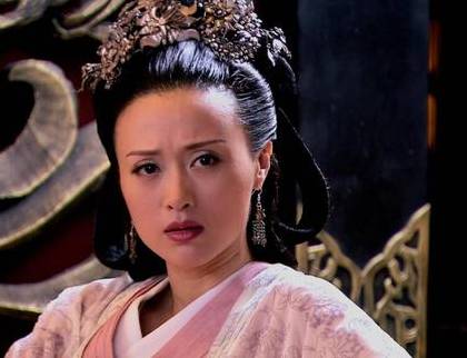 薄姬历史图片