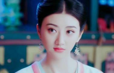 此女命运坎坷成王妃后流落民间历史图片
