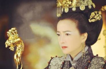 此女命运坎坷成王妃后流落民间历史图片