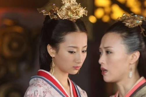 历史上第一位被废黜的皇后历史图片