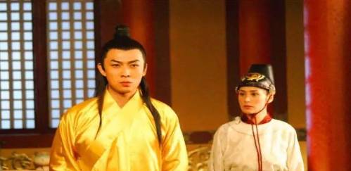 李显历史图片