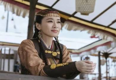 萧三蒨历史图片