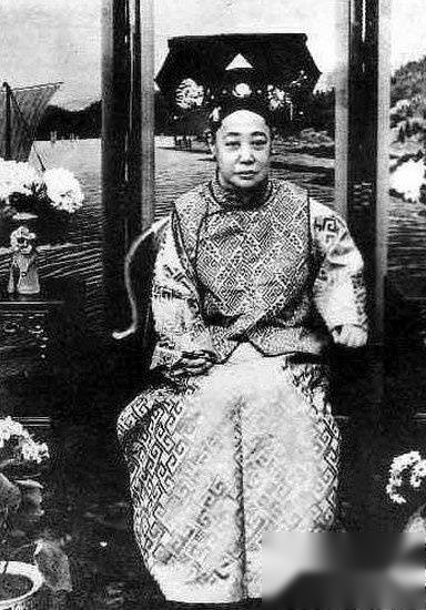 溥仪历史图片