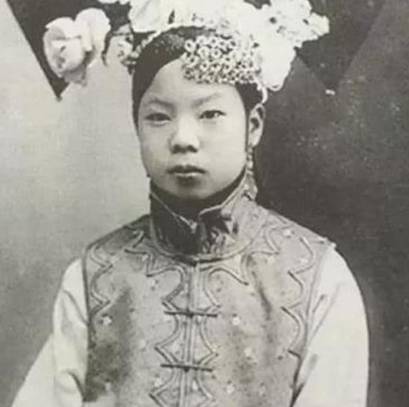 溥仪历史图片