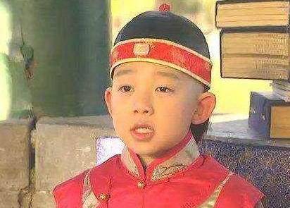 奕纬历史图片