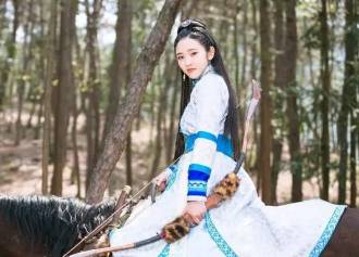 叶赫老女历史图片