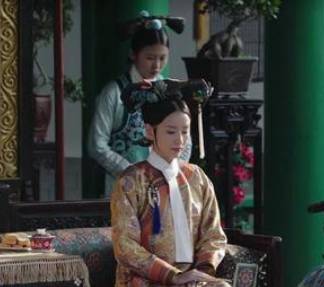 奕纬历史图片