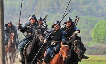 李建成历史图片