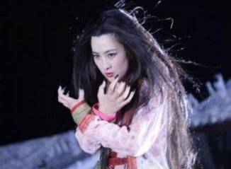 练霓裳历史图片