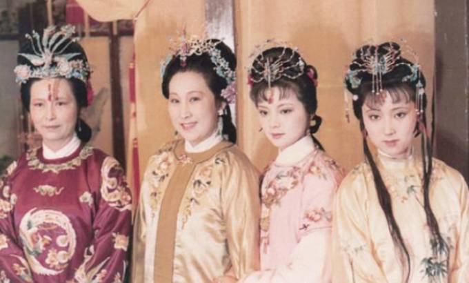 贾元春历史图片