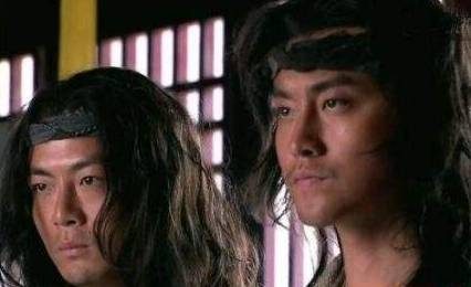 童威历史图片