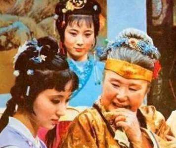 贾母历史图片