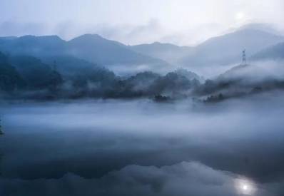 江上夜景历史图片