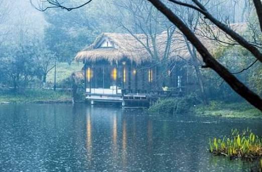 一场秋雨一场寒历史图片