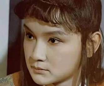 邢岫烟历史图片