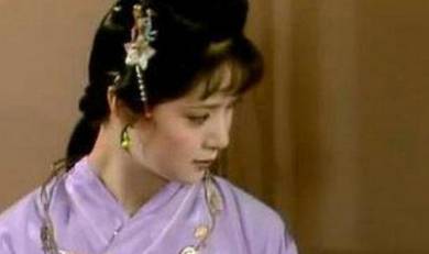 宝钗在怡红院绣鸳鸯和黛玉与宝玉同榻嬉戏有什么本质区别？历史图片