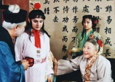 贾母历史图片