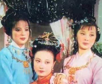 贾迎春历史图片