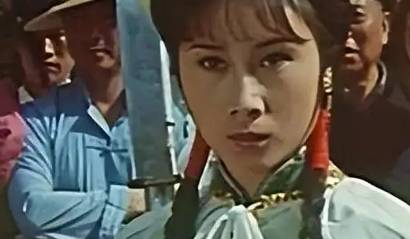 儿女英雄传历史图片