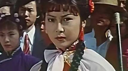 儿女英雄传历史图片