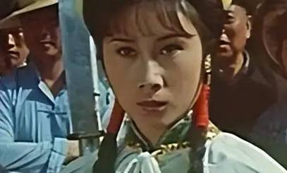 儿女英雄传历史图片