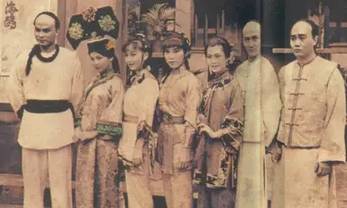 儿女英雄传历史图片