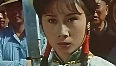 儿女英雄传历史图片