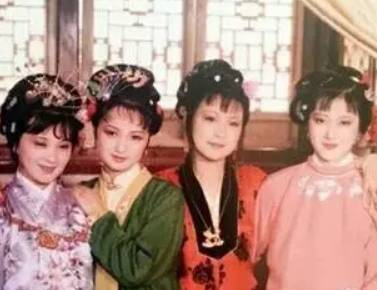 邢岫烟历史图片