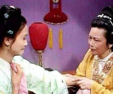 贾母历史图片