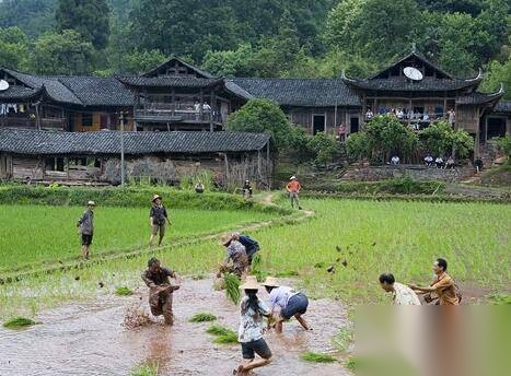 土家族建筑历史图片