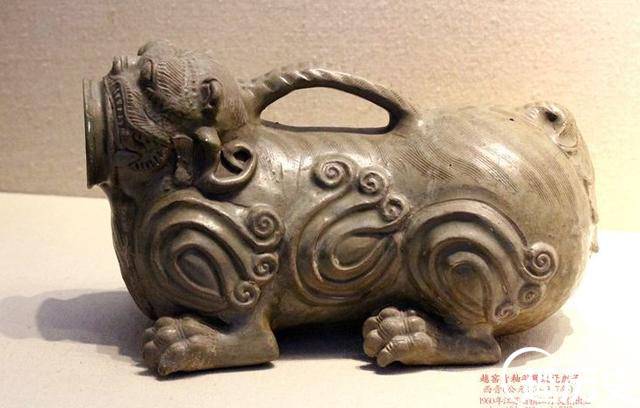马桶历史图片