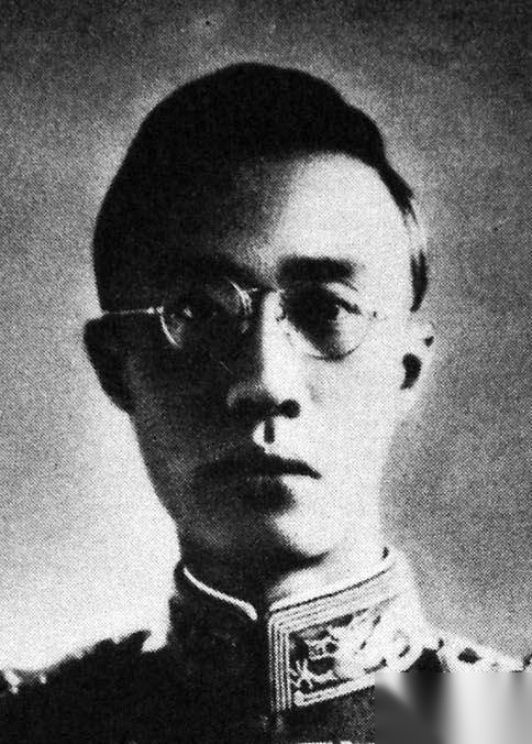 溥仪为什么没辫子历史图片