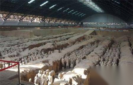 秦始皇陵历史图片