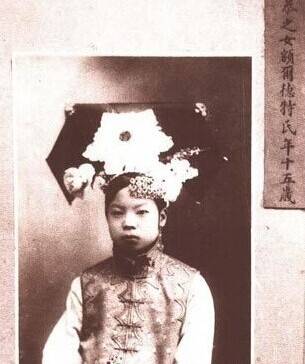 溥仪历史图片