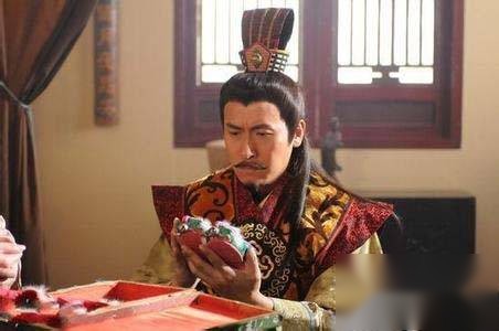中国历史上两个坐上皇位的私生子历史图片