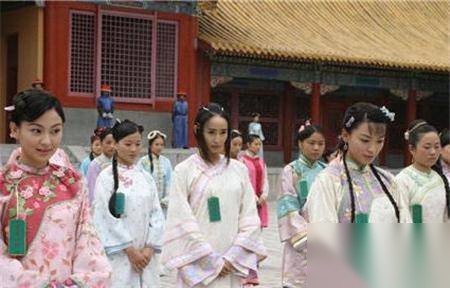 秀女历史图片