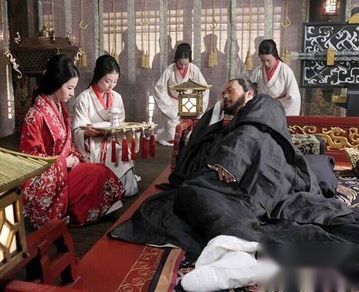 吕布历史图片